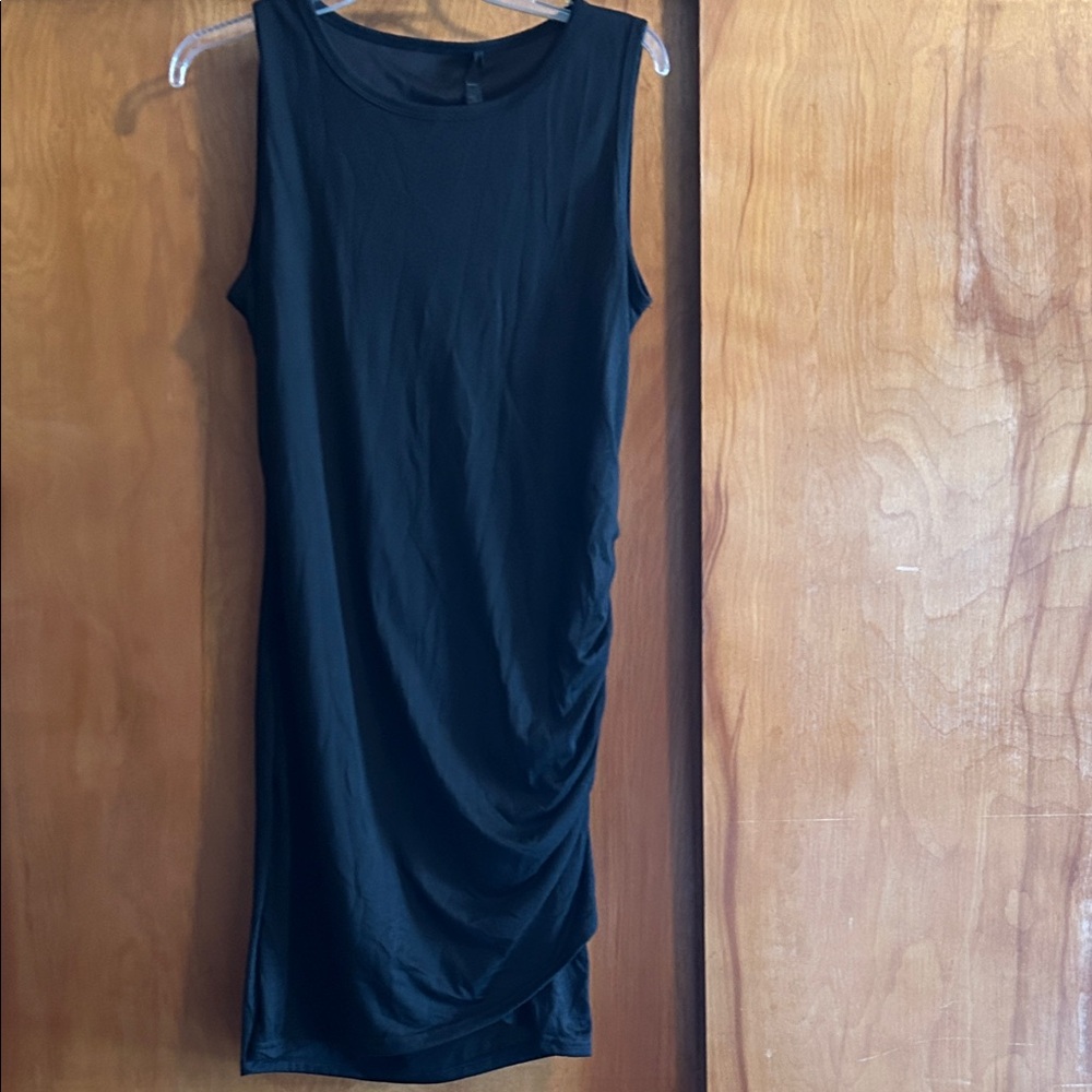 Elegant Black Sleeveless Dress